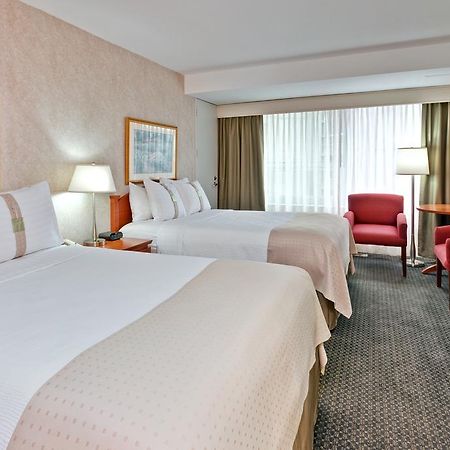 Holiday Inn Montreal Midtown 部屋 写真